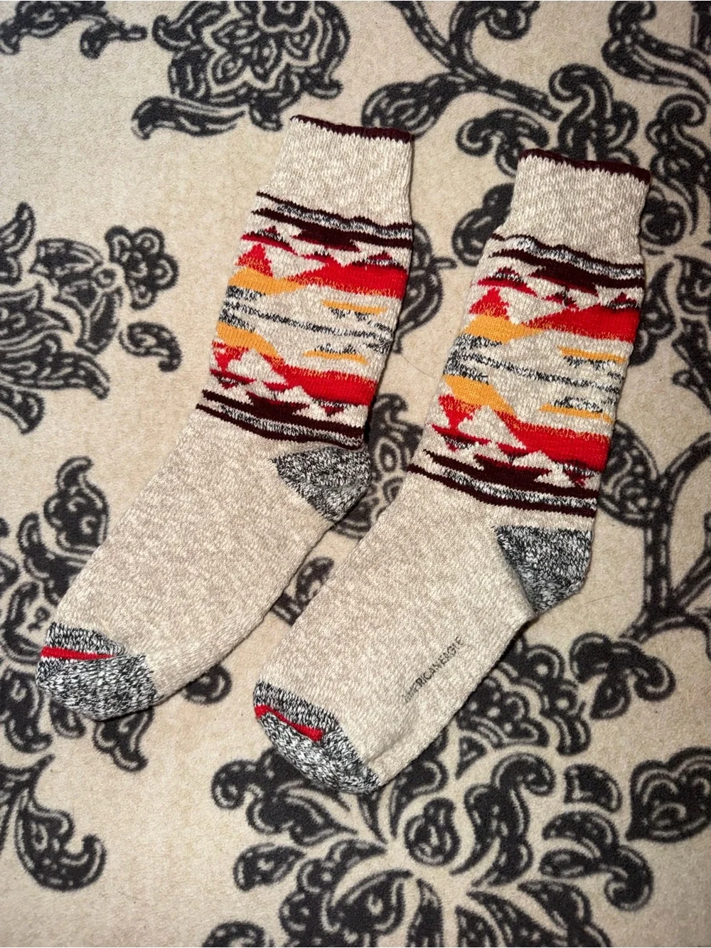 Cozy Patterned Wool Blend Crew Socks - Beige & Cream